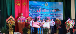 Quỳnh Long huyện Quỳnh Lưu  tổ chức lễ công bố và đón nhận xã đạt chuẩn Nông thôn mới