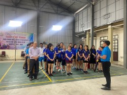 Công đoàn Trung tâm Khuyến nông Nghệ An: tổ chức thành công giải bóng chuyền hơi chào mừng ngày Quốc tế phụ nữ 8/3 và Đại hội Công đoàn nhiệm kỳ 2023 - 2028