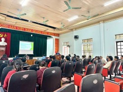 Trung tâm Khuyến nông tỉnh Nghệ An tổ chức hội nghị sơ kết mô hình.