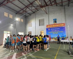 Sôi nổi giải thể thao chào mừng 92 năm ngày thành lập Đoàn Thanh niên cộng sản Hồ Chí Minh