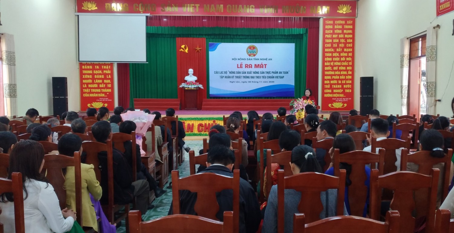 Hội nông dân Nghê An  tổ chức Lễ ra mắt câu lạc bộ “Nông dân sản xuất nông sản thực phẩm an toàn”